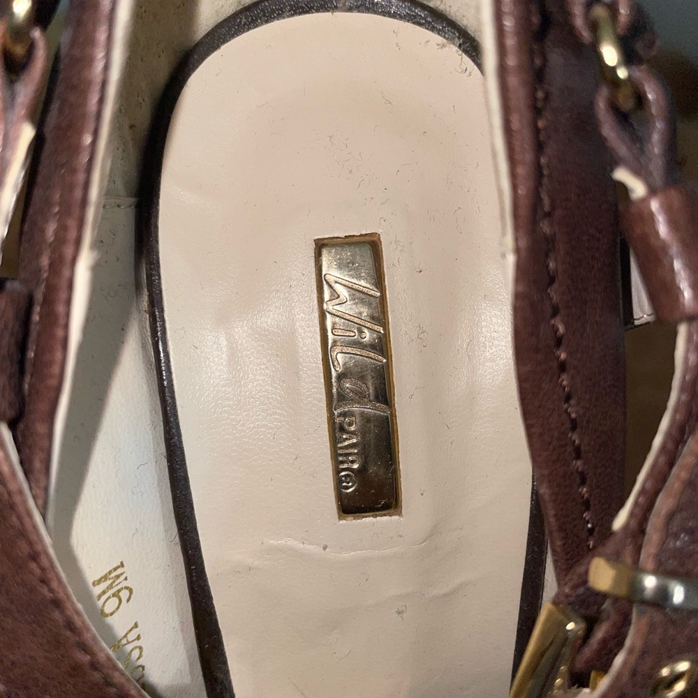 Brown Heels with Ankle Strap size 9 - Picture 7 of 9